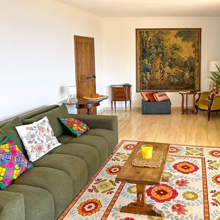 Sea View With Pool, Tennis And Near Cannes Apartamento *